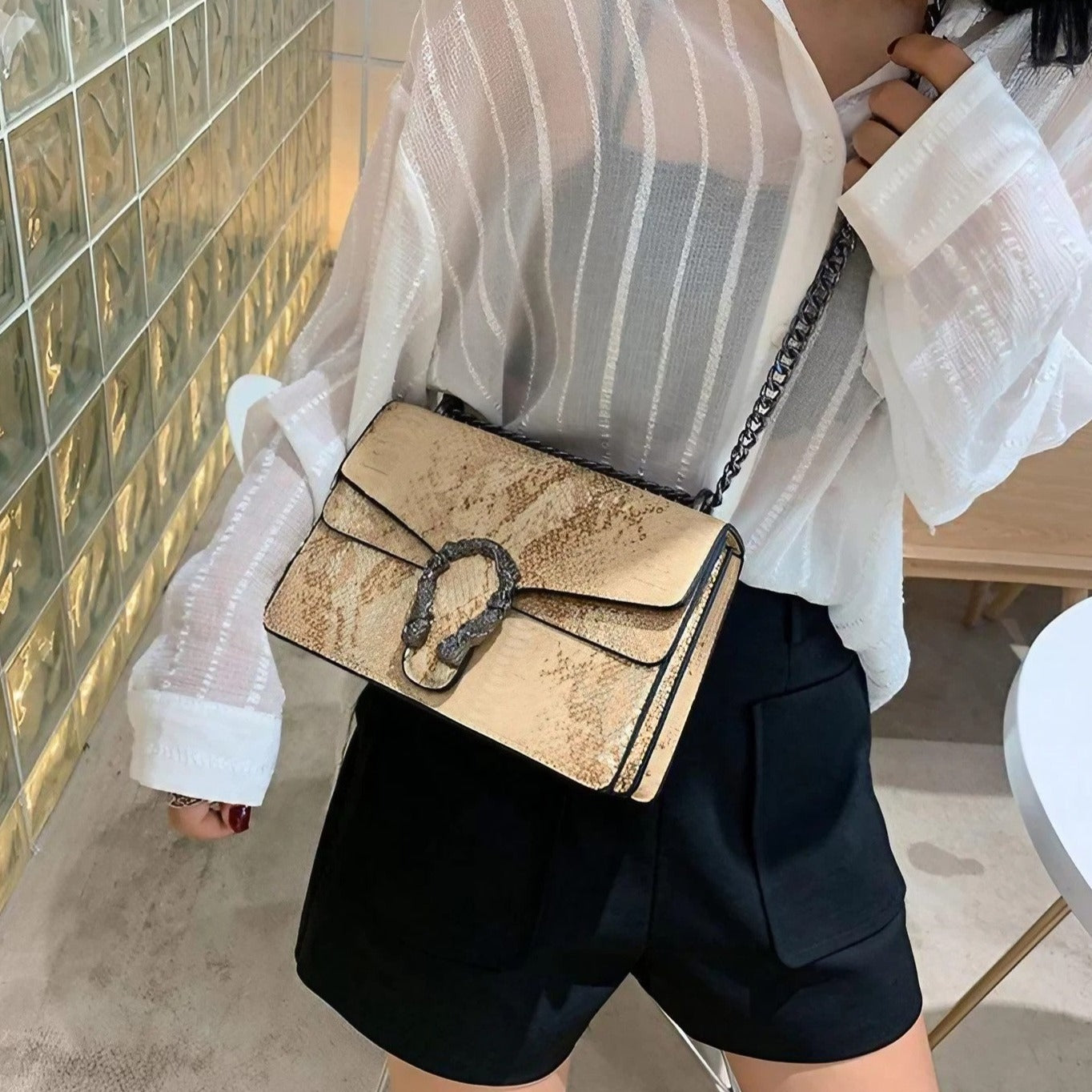 Sac à main jaune fer à cheval