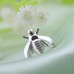 Boucles d'oreilles abeille argentées - Le Petit Fermier