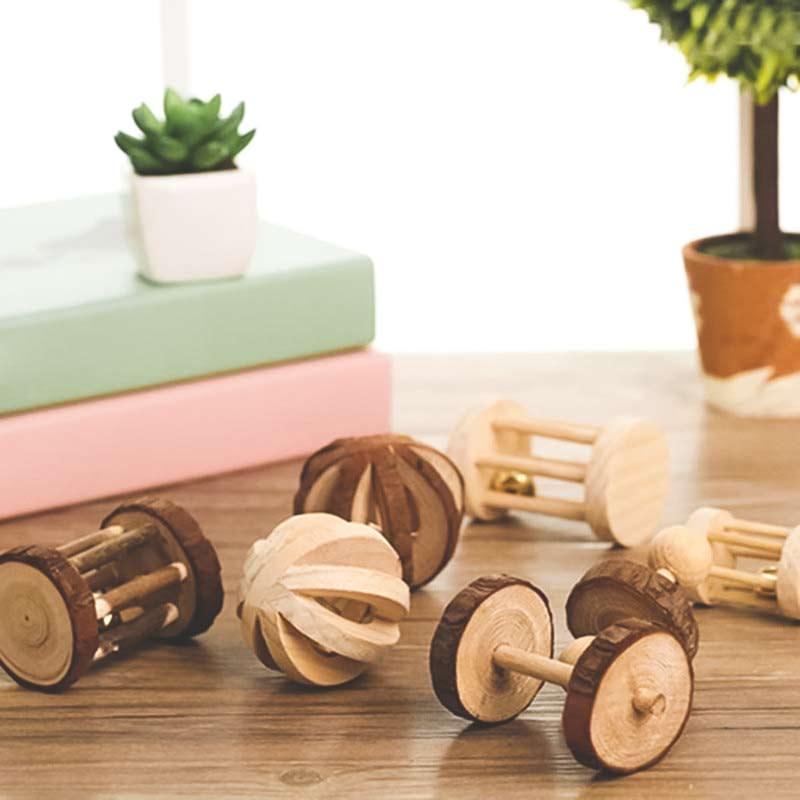 Jouet à ronger en bois naturel pour lapin - Le Petit Fermier