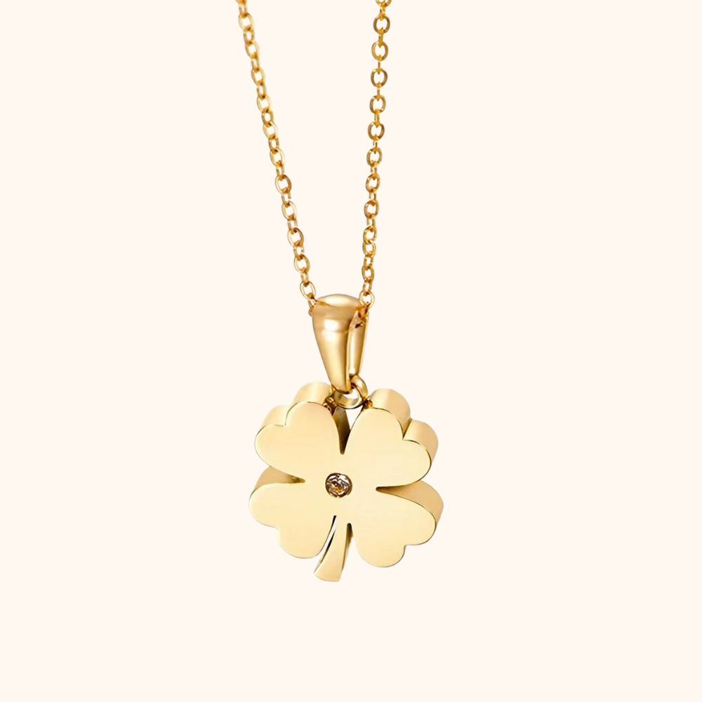 Collier or trèfle