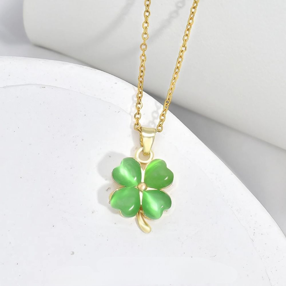 Collier trèfle à 4 feuilles