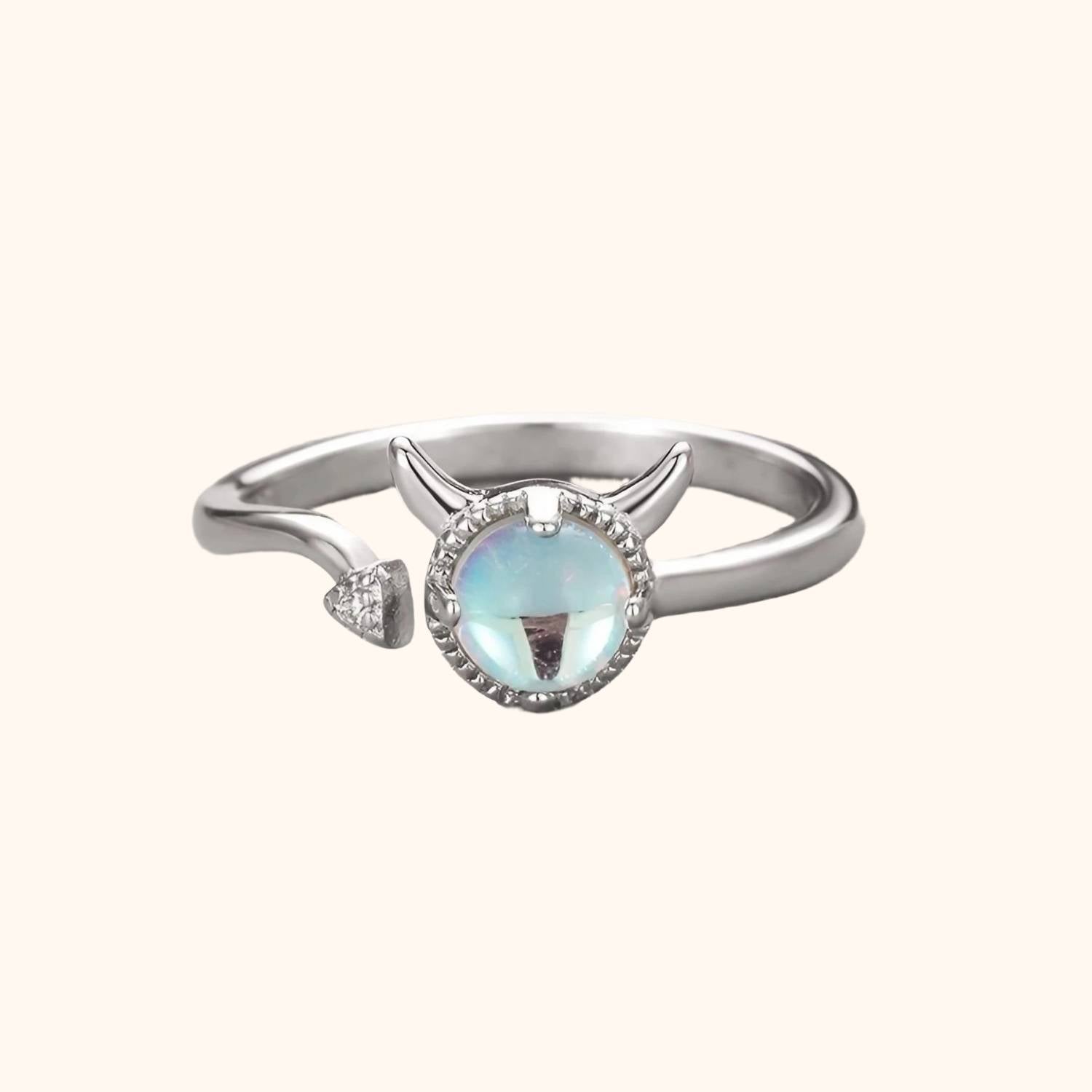 Bague chat petit diable