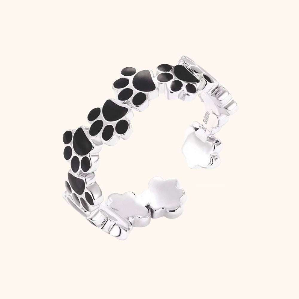 Bague patte de chat noire en argent véritable