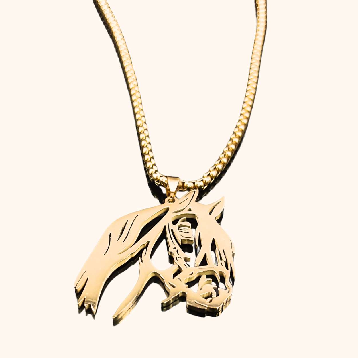 Pendentif cheval GOLDSTORM