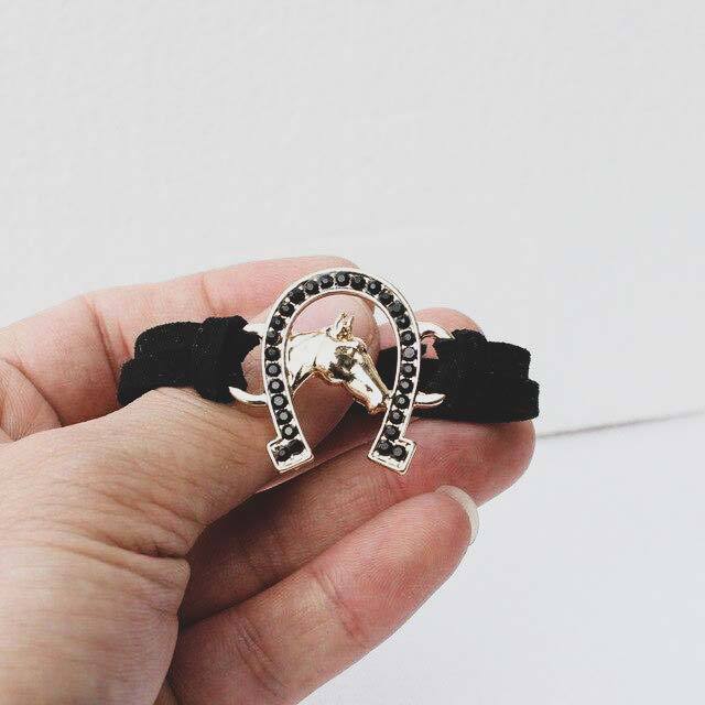 Bracelet fer à cheval touches de noires - Le Petit Fermier
