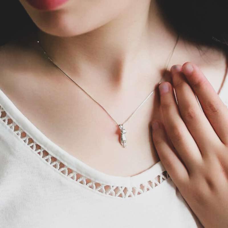 Pendentif chat qui s'accroche en argent véritable - Le Petit Fermier